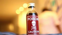 poisoning jelentese magyarul