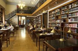 könyvtár németül